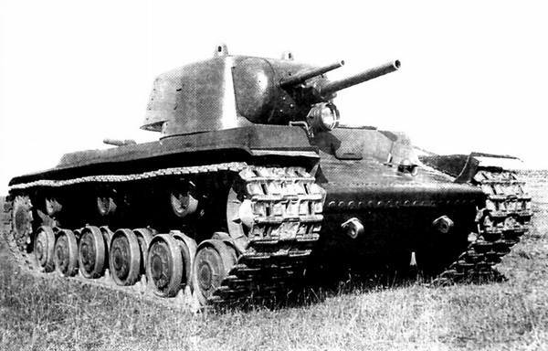 Тяжёлый танк КВ, часть 1. Иллюстрация № 4
