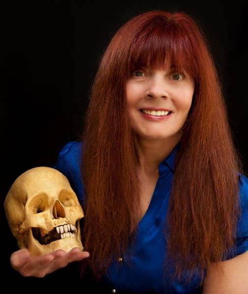 Тейлор Люси