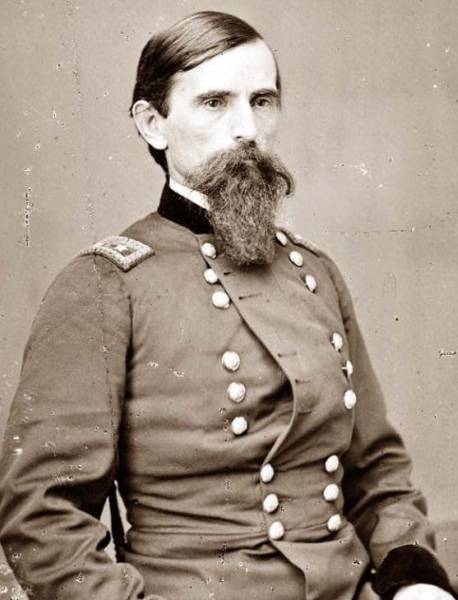 Уоллес Льюис